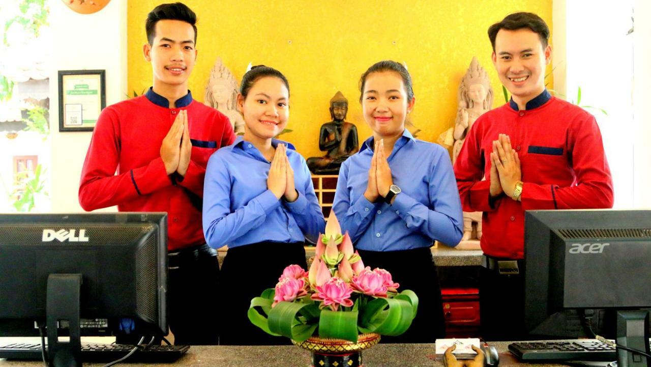 Villa Wat Damnak Siem Reap Buitenkant foto