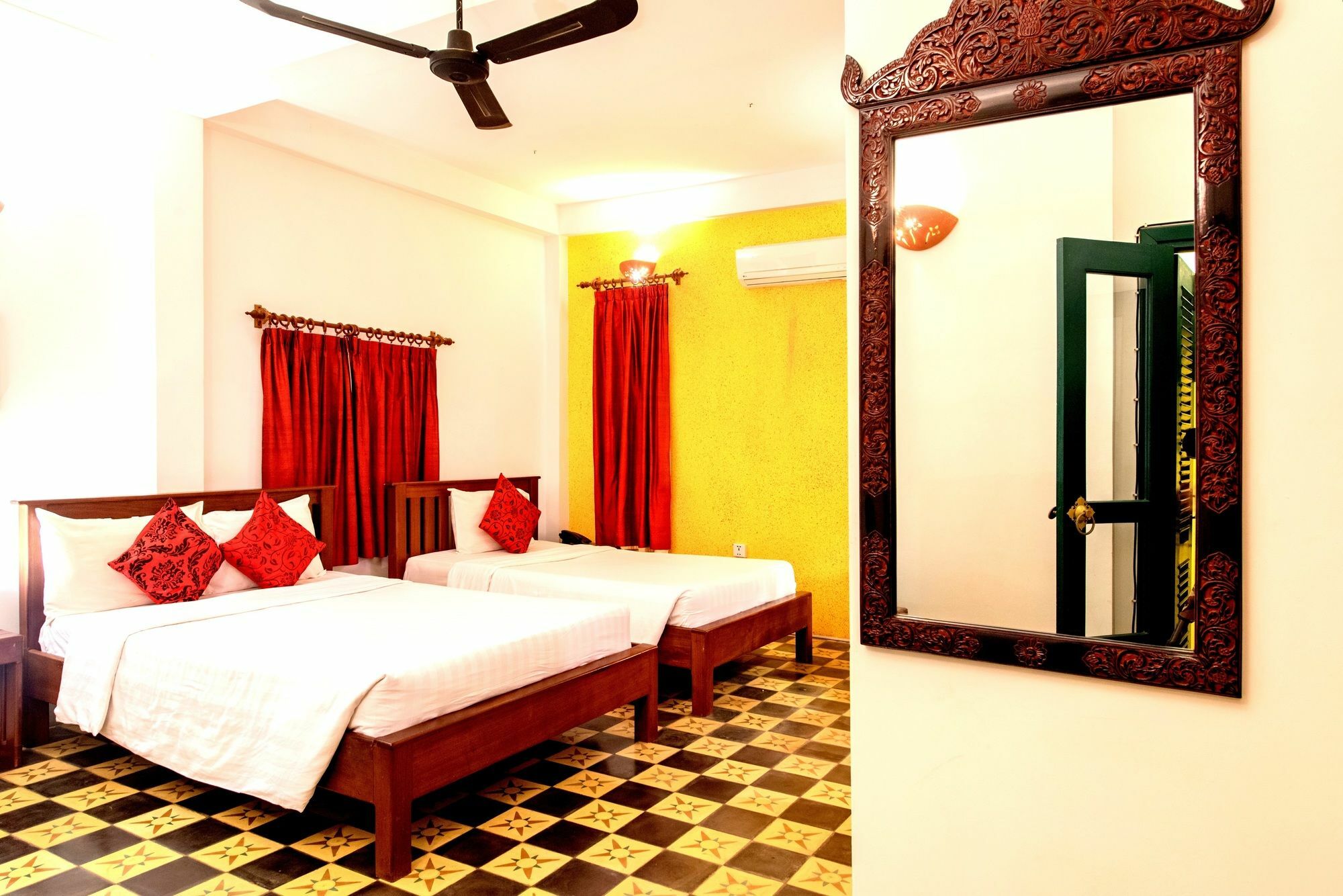 Villa Wat Damnak Siem Reap Buitenkant foto